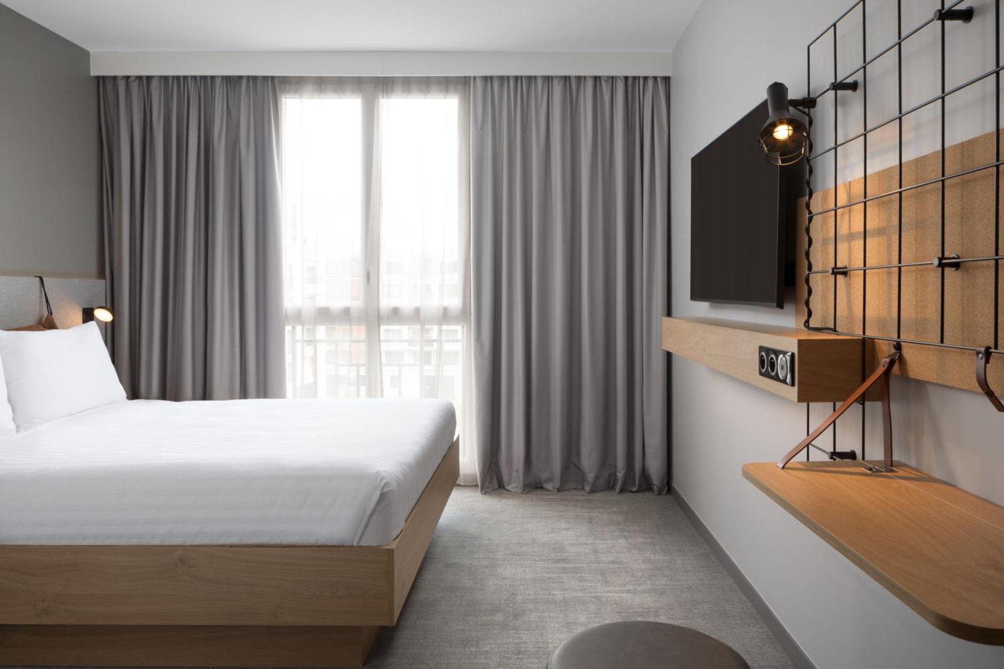 Moxy Paris Clamart Esterno foto