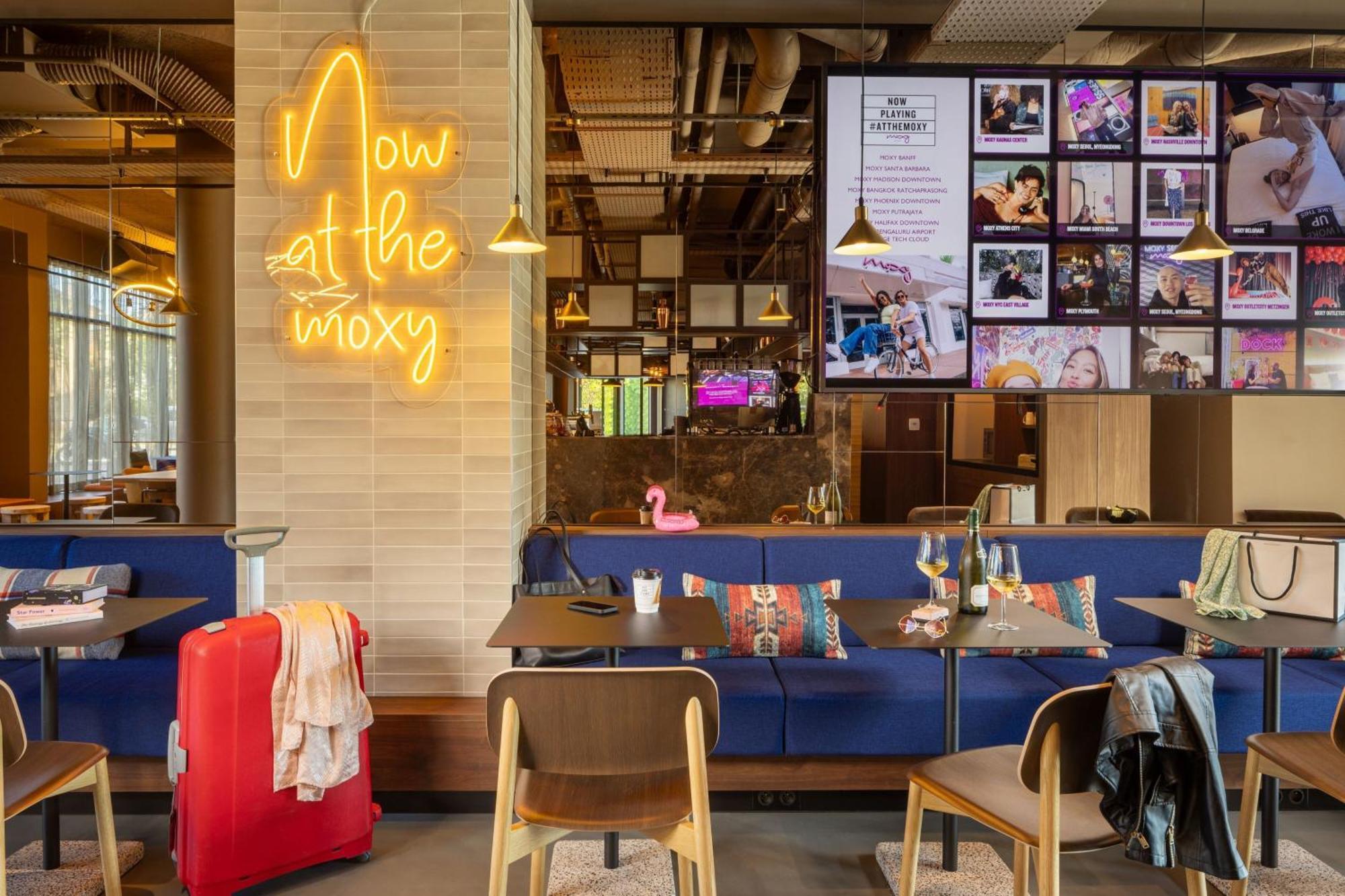 Moxy Paris Clamart Esterno foto