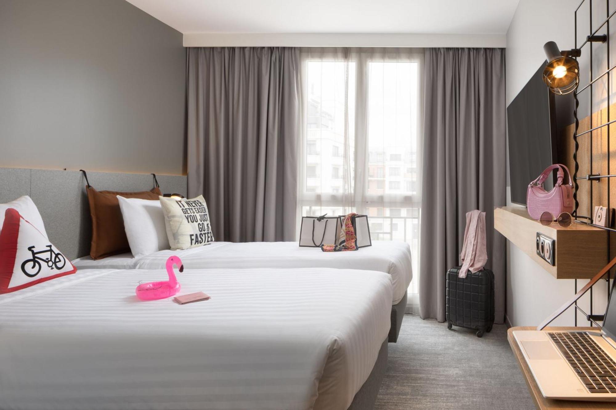 Moxy Paris Clamart Esterno foto