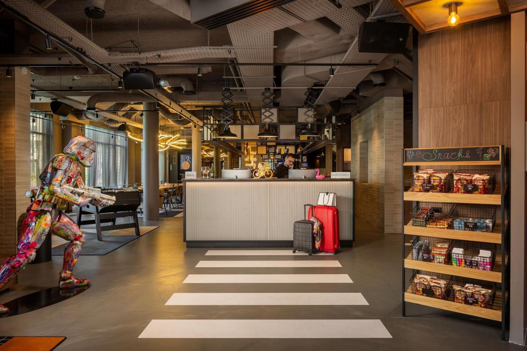 Moxy Paris Clamart Esterno foto