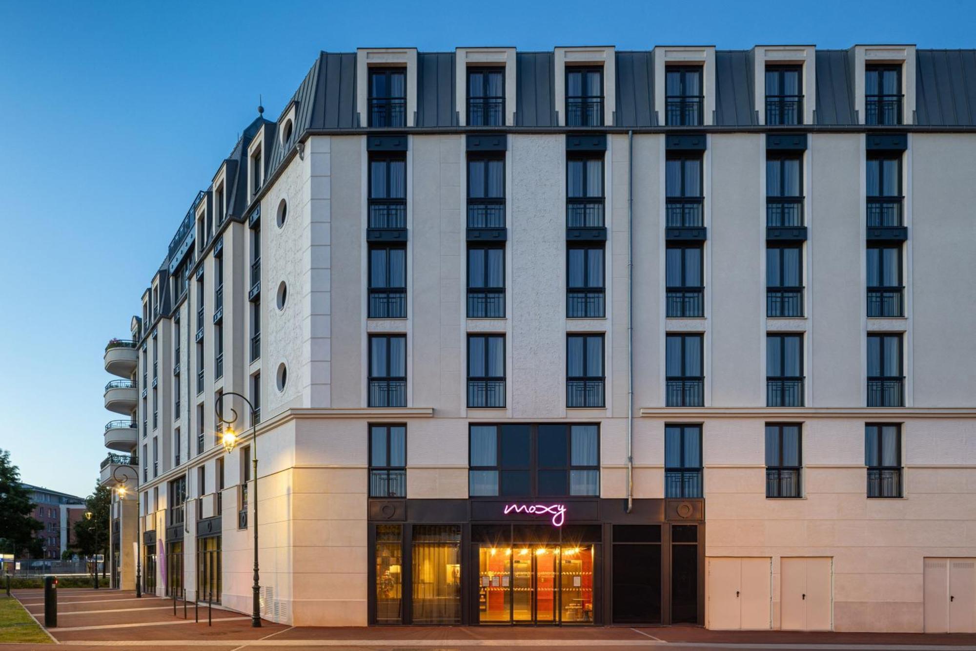 Moxy Paris Clamart Esterno foto