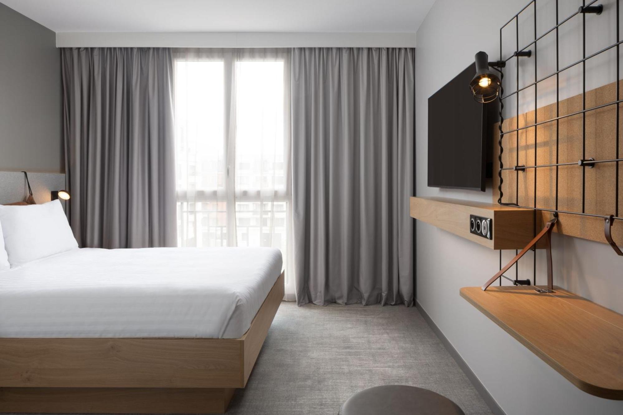 Moxy Paris Clamart Esterno foto