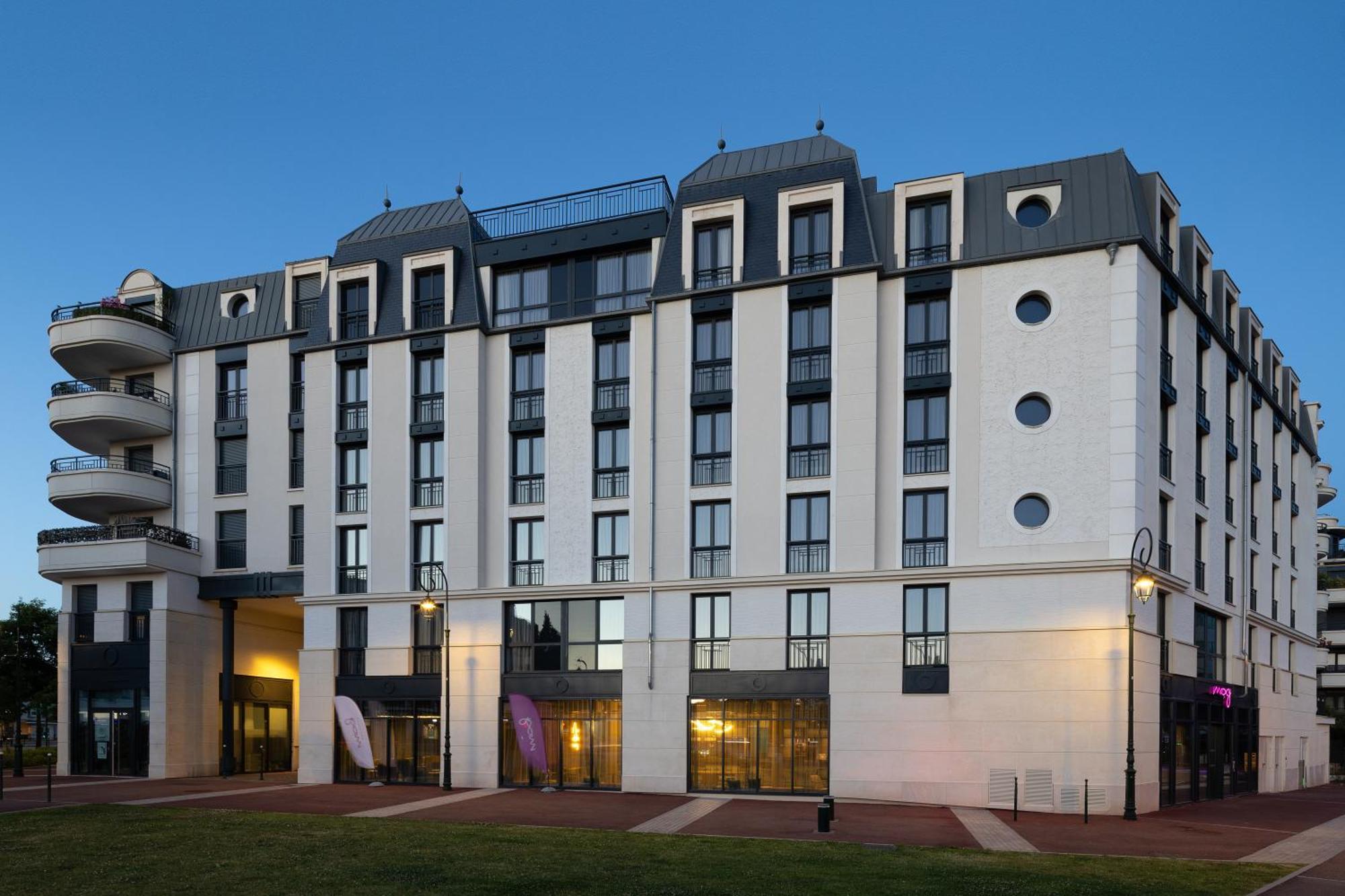 Moxy Paris Clamart Esterno foto